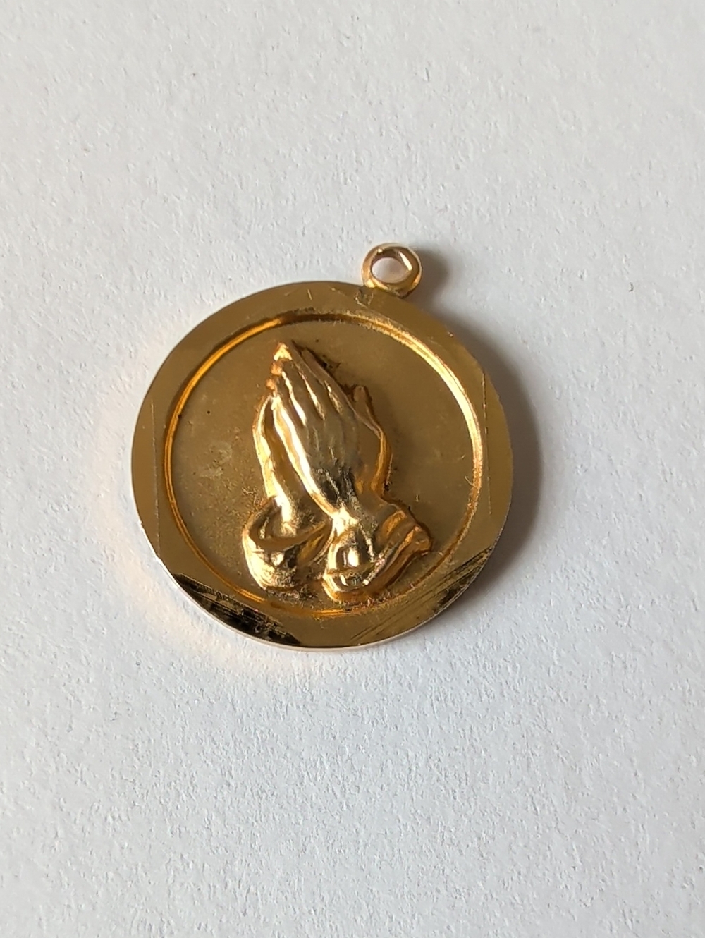 12K Gold Plated Praying Hands Pendant Charm